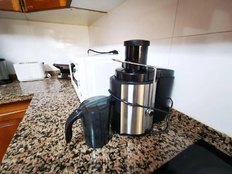 Amplia Casa 5 Habitaciones En Santa Cruz Con Zona Para Trabajar إسبانيا