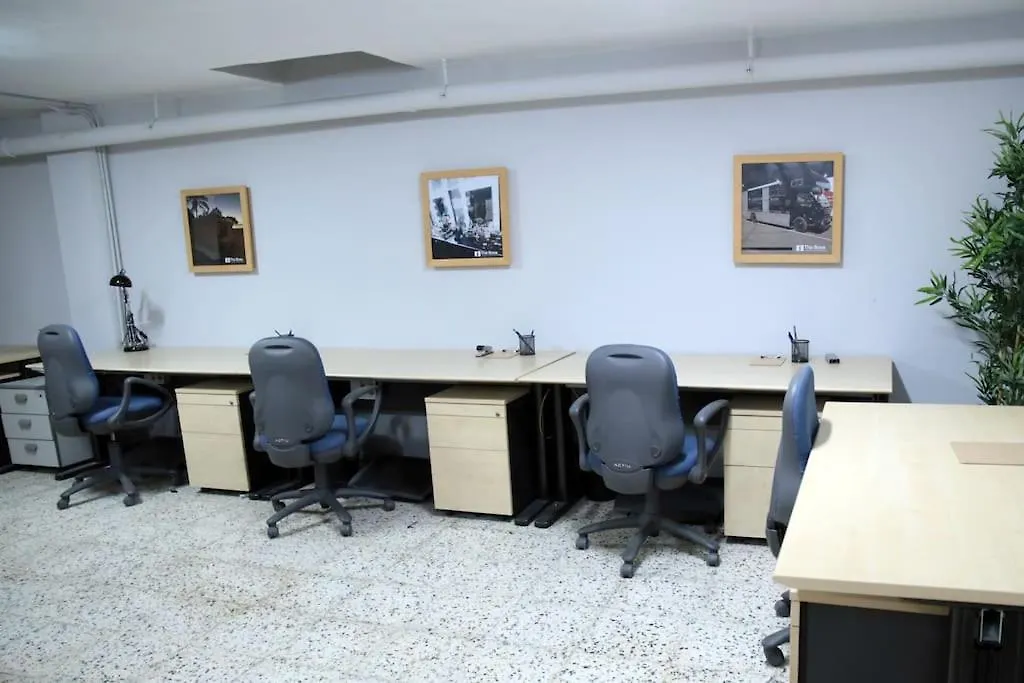 Amplia Casa 5 Habitaciones En Santa Cruz Con Zona Para Trabajar إسبانيا