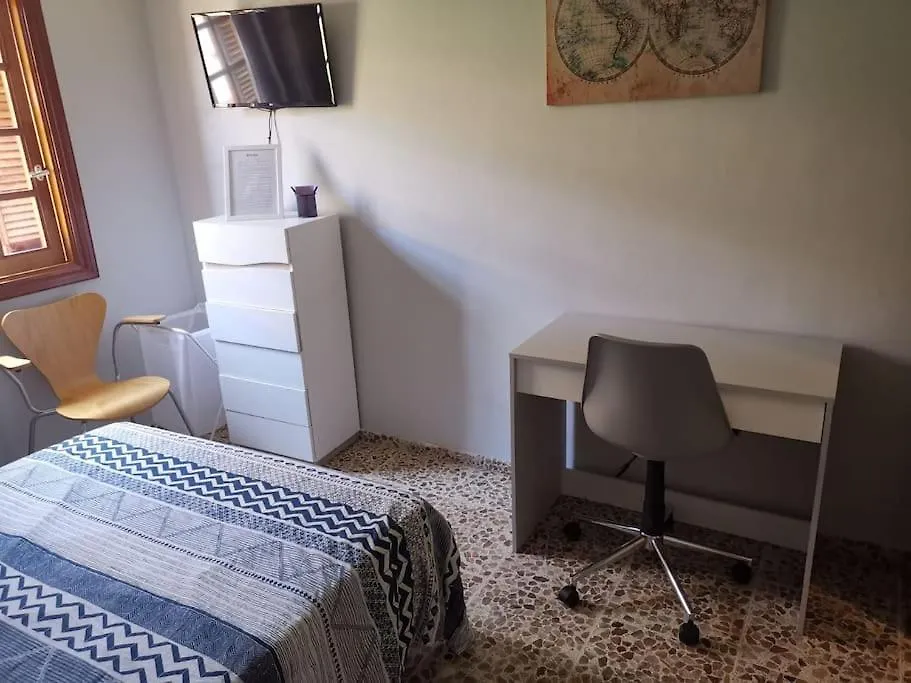 Amplia Casa 5 Habitaciones En Santa Cruz Con Zona Para Trabajar 0*, سانتا كروز دي تينيريف إسبانيا